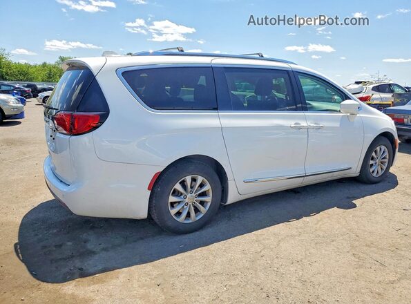 2C4RC1BG9JR352287 2018 CHRYSLER PACIFICA White Tył prawy