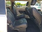 2018 Chrysler Pacifica Touring L White vin: 2C4RC1BG9JR352287
