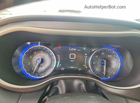2C4RC1BG9PR529414 2023 CHRYSLER PACIFICA Gray ხელსაწყოთა პანელის ხედი