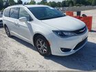 2017 Chrysler Pacifica Touring-l White vin: 2C4RC1BGXHR503115