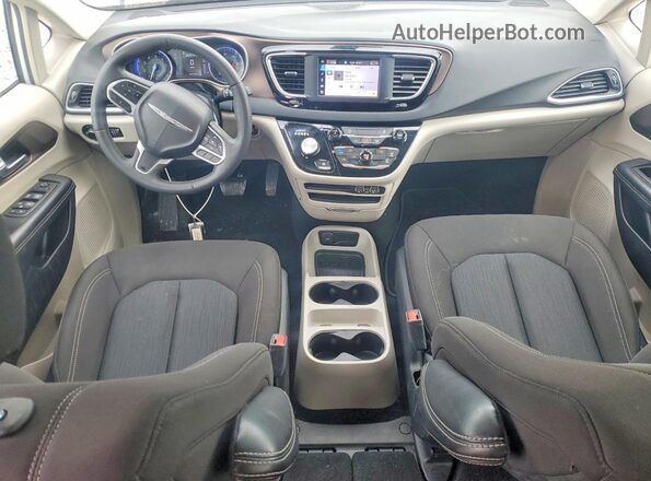 2C4RC1CG0PR524696 2023 CHRYSLER VOYAGER Белый Вид панели приборов