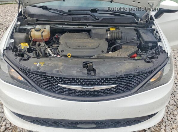 2C4RC1CG0PR524696 2023 CHRYSLER VOYAGER Белый Вид подкапотного пространства