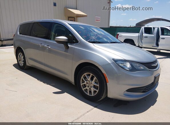 2C4RC1CG2LR249293 2020 CHRYSLER VOYAGER Серебряный Передняя правая четверть