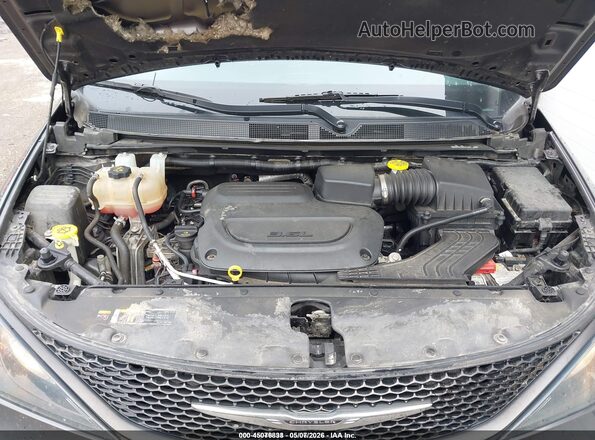 2C4RC1CG2NR127794 2022 CHRYSLER VOYAGER Серый Вид сзади