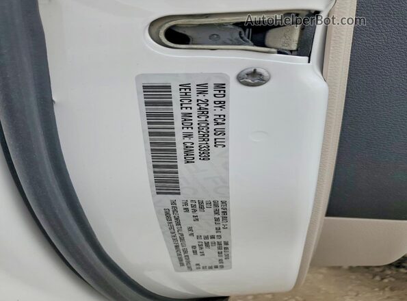 2C4RC1CG2RR133939 2024 CHRYSLER VOYAGER Белый Панорамный вид салона 360°