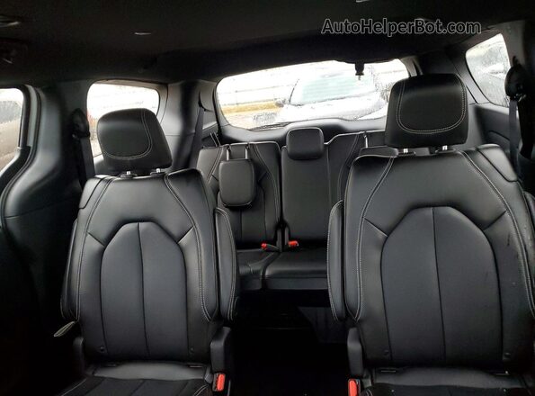 2C4RC1CG2SR533926 2025 CHRYSLER VOYAGER Белый Вид задних сидений