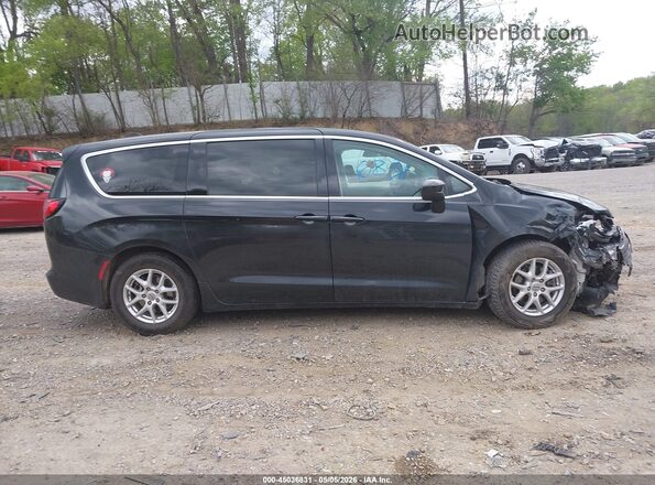 2C4RC1CG3NR218640 2022 CHRYSLER VOYAGER Black Widok wnętrza z tyłu