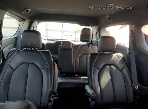2C4RC1CG3SR613896 2025 CHRYSLER VOYAGER Красный Вид задних сидений