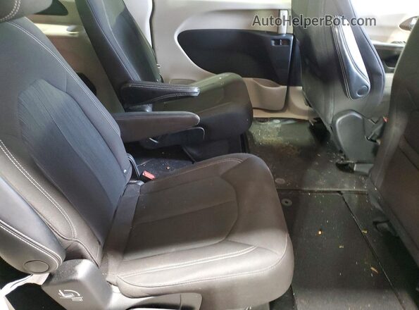 2C4RC1CG5NR166475 2022 CHRYSLER VOYAGER Черный Вид задней части салона