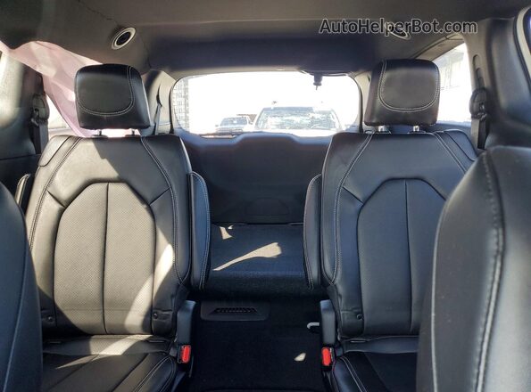 2C4RC1CG6SR533640 2025 CHRYSLER VOYAGER Белый Вид задних сидений