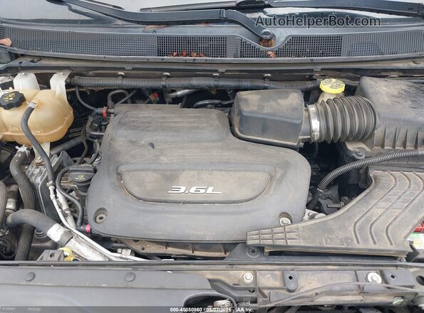 2C4RC1CG7HR622027 2017 CHRYSLER PACIFICA Бежевый Вид сзади