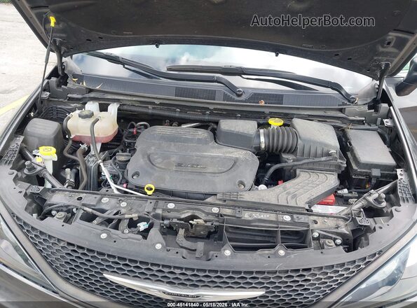 2C4RC1CG8PR529788 2023 CHRYSLER VOYAGER Gray Вид ззаду