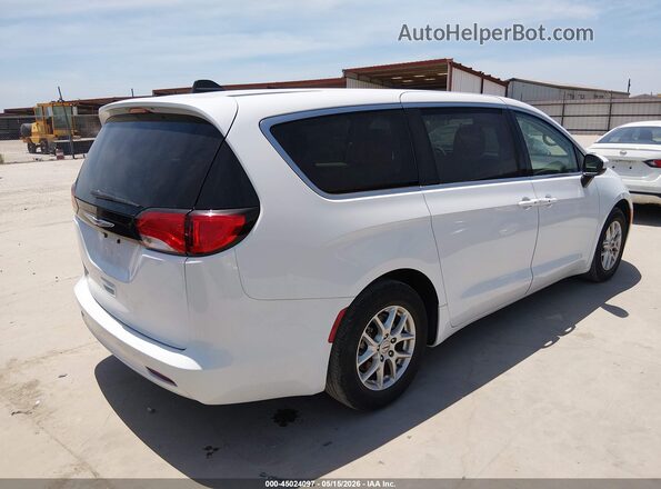 2C4RC1CG8PR567277 2023 CHRYSLER VOYAGER Белый Задняя правая четверть