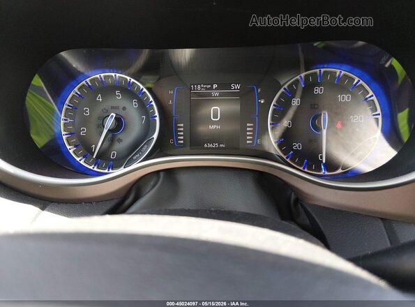 2C4RC1CG8PR567277 2023 CHRYSLER VOYAGER Белый Вид задних сидений