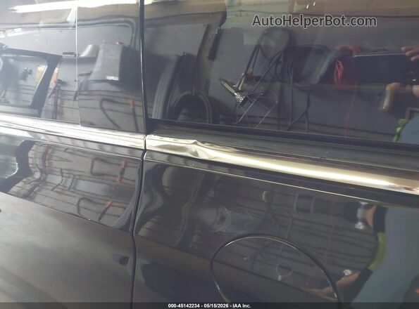 2C4RC1CG9LR237612 2020 CHRYSLER VOYAGER Черный Вид спереди