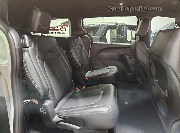 2C4RC1CG9SR608296 2025 CHRYSLER VOYAGER Белый Вид задней части салона