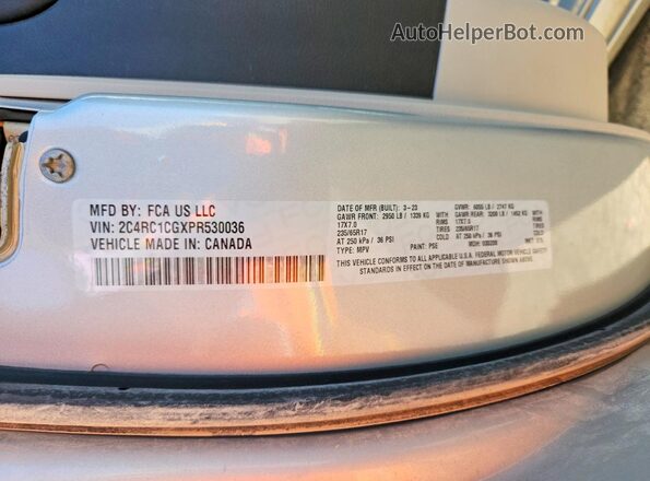 2C4RC1CGXPR530036 2023 CHRYSLER VOYAGER Silver Widok wnętrza 360 stopni