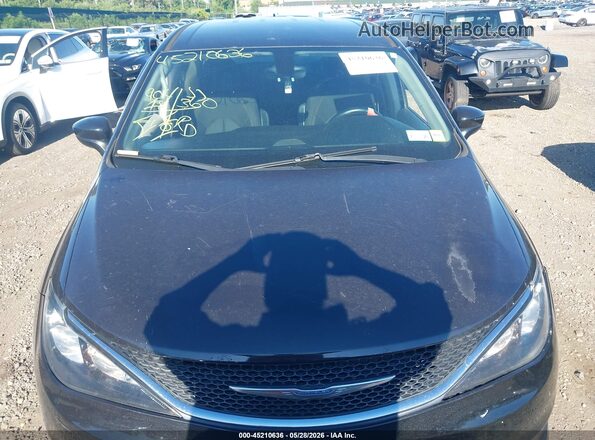 2C4RC1DG3HR517371 2017 CHRYSLER PACIFICA Черный Вид щитка приборов