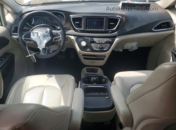 2C4RC1DG4MR506485 2021 CHRYSLER VOYAGER Silver Dashboard view