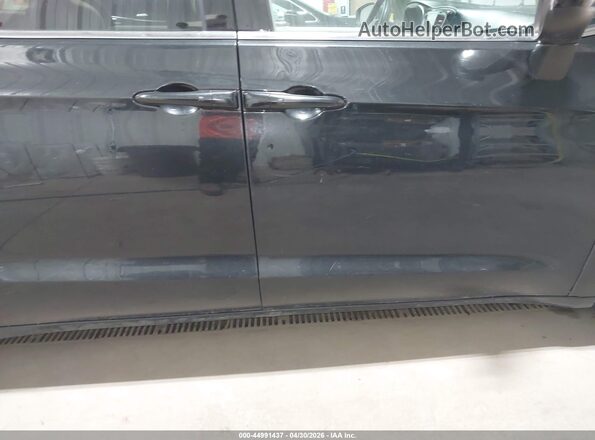 2C4RC1DG5HR610618 2017 CHRYSLER PACIFICA Черный Вид спереди