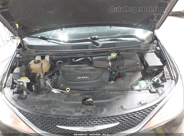 2C4RC1DG5HR610618 2017 CHRYSLER PACIFICA Черный Вид сзади