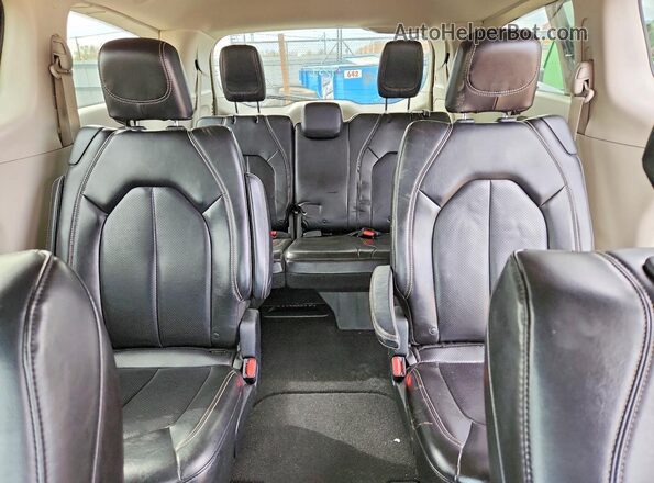 2C4RC1DG6LR148899 2020 CHRYSLER VOYAGER Серый Вид задних сидений