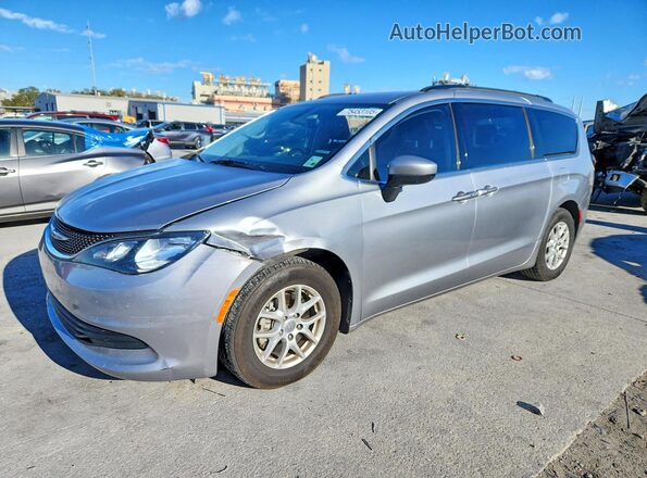 2C4RC1DG6LR260828 2020 CHRYSLER VOYAGER Silver Przód lewy