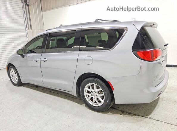 2C4RC1DG8LR260846 2020 CHRYSLER VOYAGER Silver Задня ліва чверть
