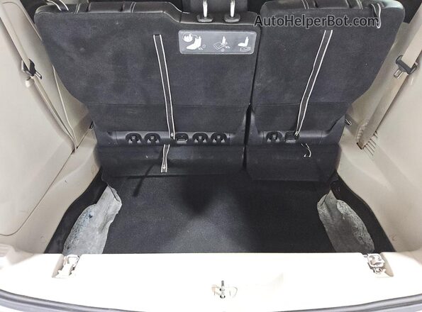 2C4RC1DG8LR260846 2020 CHRYSLER VOYAGER Silver 