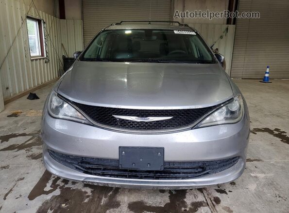 2C4RC1DG8LR265318 2020 CHRYSLER VOYAGER Серебряный Вид спереди