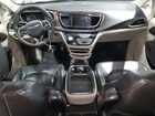 2020 Chrysler Voyager Lxi Серебряный vin: 2C4RC1DG8LR265318 Damage: Steering Wheel, Worn, Replacement Required