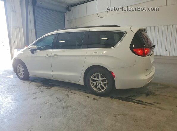 2C4RC1DGXLR156665 2020 CHRYSLER VOYAGER White Tył lewy