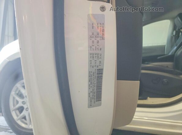 2C4RC1DGXLR156665 2020 CHRYSLER VOYAGER White Widok naklejki z numerem VIN