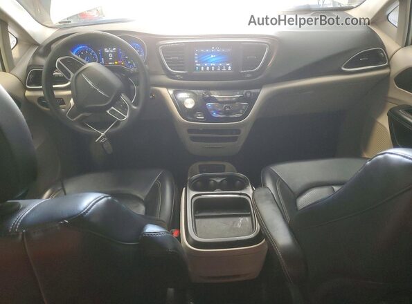 2C4RC1DGXLR156665 2020 CHRYSLER VOYAGER White Widok deski rozdzielczej