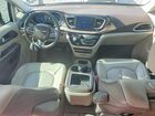 2017 Chrysler Pacifica Touring L Plus Red vin: 2C4RC1EG0HR669963