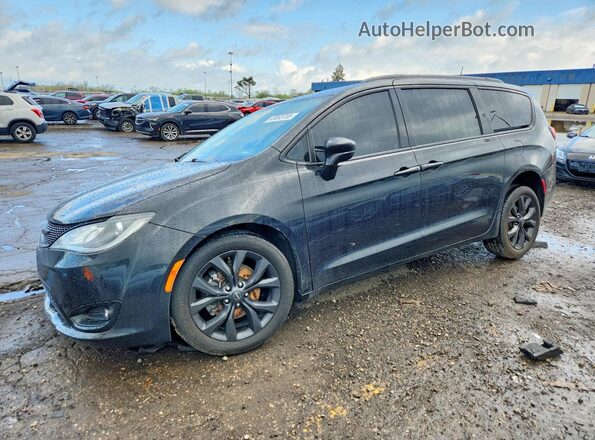 2C4RC1EG1JR237579 2018 CHRYSLER PACIFICA Черный Передняя левая четверть