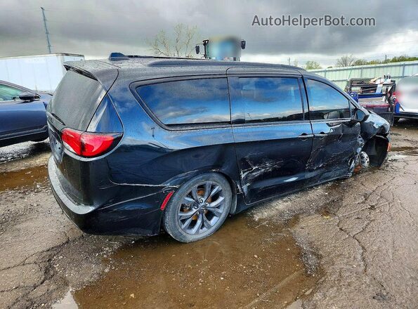 2C4RC1EG1JR237579 2018 CHRYSLER PACIFICA Черный Задняя правая четверть