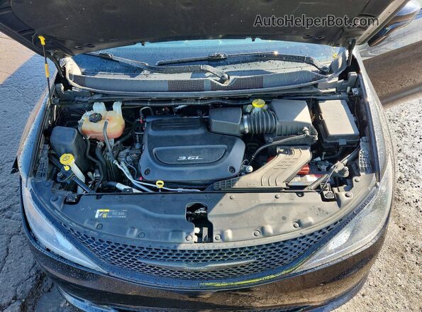 2C4RC1EG1JR237579 2018 CHRYSLER PACIFICA Черный Вид подкапотного пространства