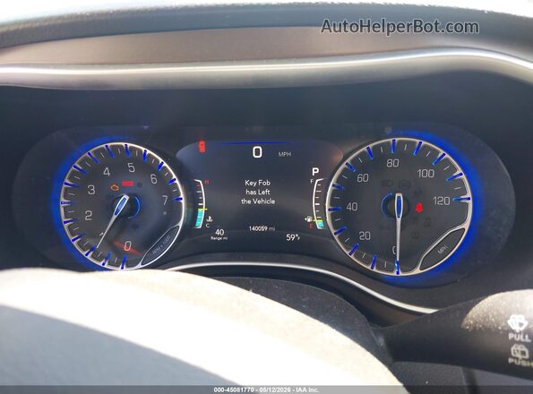 2C4RC1EG2HR839482 2017 CHRYSLER PACIFICA Белый Вид задних сидений