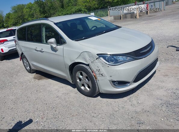 2C4RC1EG2HR839482 2017 CHRYSLER PACIFICA Белый Передняя правая четверть