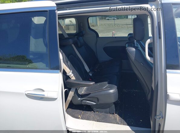 2C4RC1EG2HR839482 2017 CHRYSLER PACIFICA Белый Вид наклейки с VIN-кодом