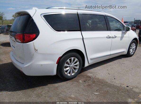 2C4RC1EG2JR139113 2018 CHRYSLER PACIFICA Белый Задняя правая четверть