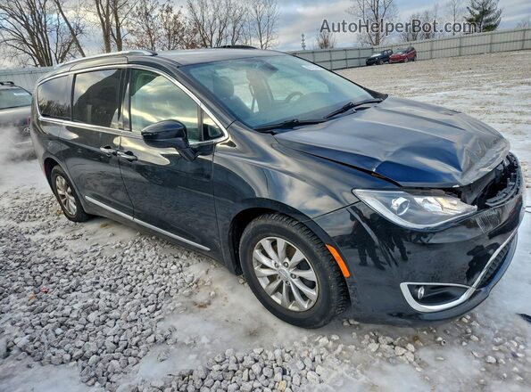 2C4RC1EG5JR228495 2018 CHRYSLER PACIFICA Черный Передняя правая четверть