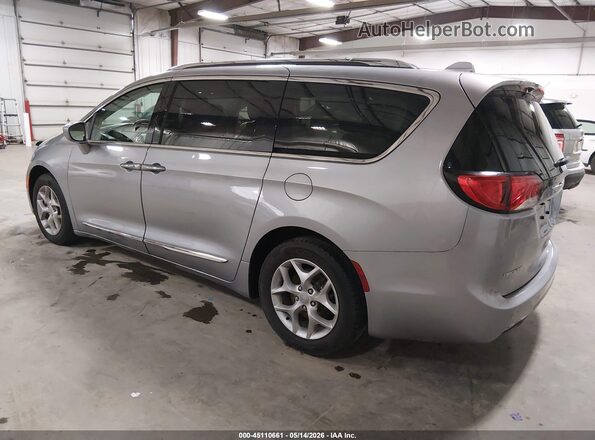 2C4RC1EG5JR318326 2018 CHRYSLER PACIFICA Silver Trasero izquierdo