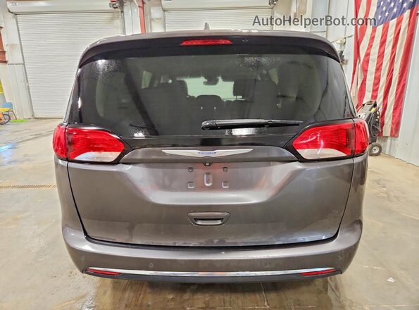 2C4RC1EG7HR770532 2017 CHRYSLER PACIFICA Gray Widok z tyłu