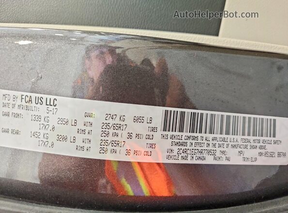 2C4RC1EG7HR770532 2017 CHRYSLER PACIFICA Gray Widok naklejki z numerem VIN