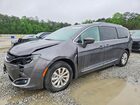 2018 Chrysler Pacifica Touring L Plus Gray vin: 2C4RC1EG7JR101425