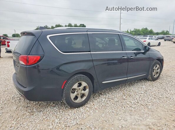 2C4RC1EG8HR771852 2017 CHRYSLER PACIFICA Black Tył prawy