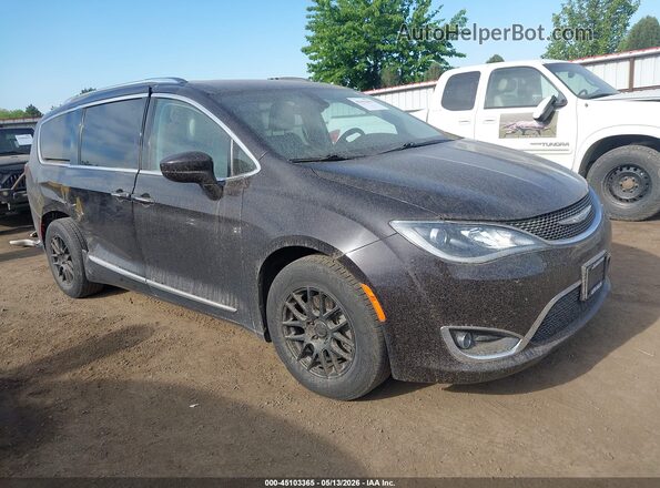 2C4RC1EG9JR290952 2018 CHRYSLER PACIFICA Черный Передняя правая четверть