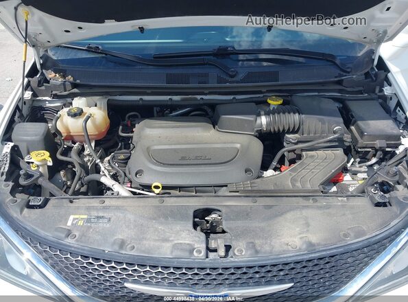 2C4RC1EGXKR577007 2019 CHRYSLER PACIFICA White Widok z tyłu